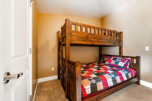 Ski Haven Elegant Spacious Townhome W Private Hot Tub