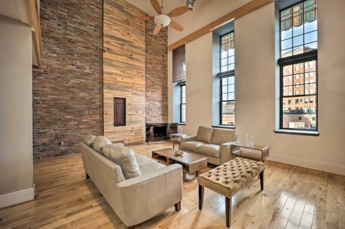 Apartamento Chic Downtown Escape, 8 Mi To Motor Speedway!