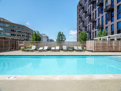 Apartamento Bluebird Suites At Reston Town Center
