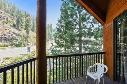 The River View Getaway