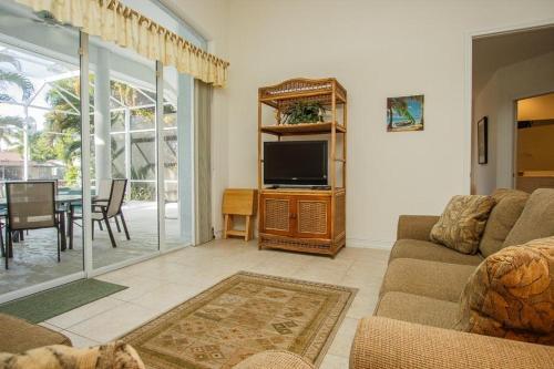 Buccan1570 - 1570 Buccaneer Ct Home
