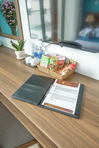 Yen Vy Hotel And Apartment