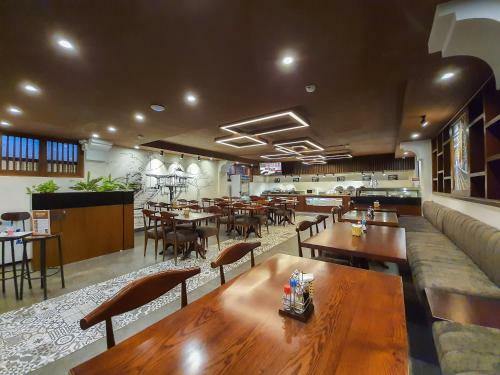 Hotel Reiwa Inn Apartment