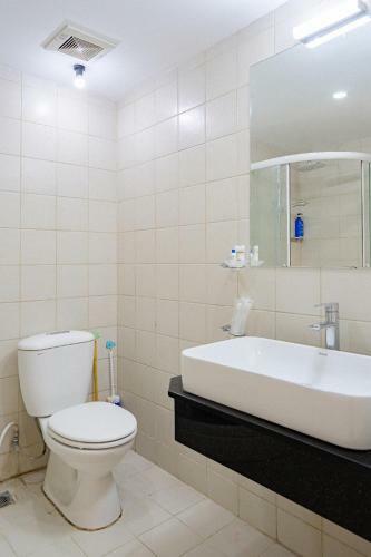 Aparta Service Apartment