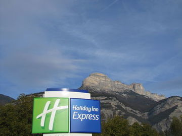 Hotel Express By Holiday Inn Grenoble - Bernin