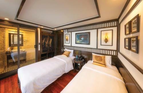 Sena Cruises - Wonder On Lan Ha Bay