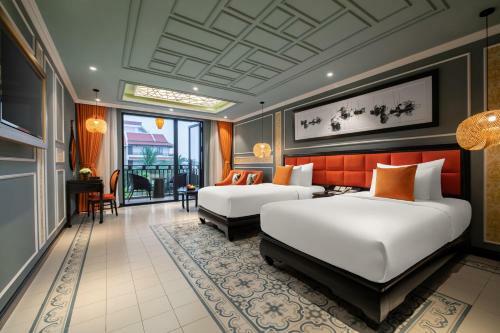 Hotel Mulberry Collection Silk Marina Imperial Wing