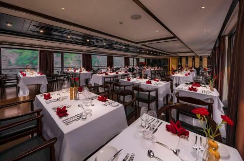 Scarlet Pearl Cruises