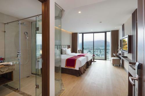 Regalia Gold Hotel