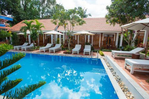 Hotel Little Garden Bungalow
