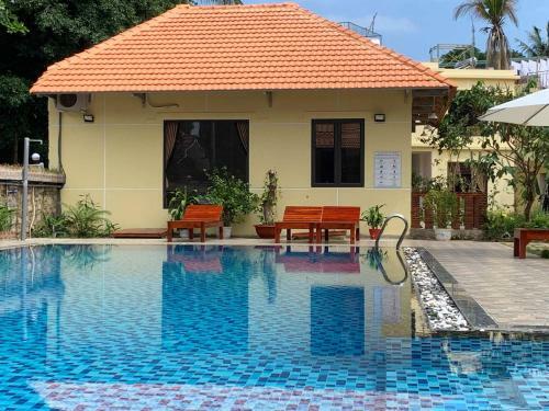 Hotel Sun & Wind Paradise Bungalow