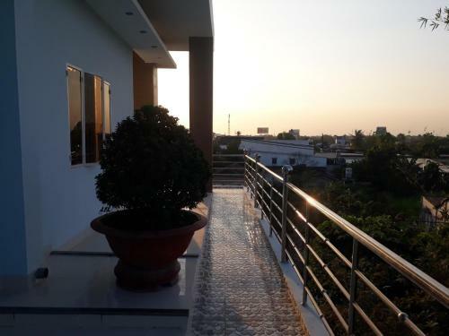 Hotel C�ng Ty Tnhh Kh�ch S?n L� Phan