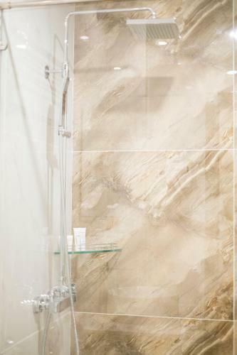 Golden Almie Hotel