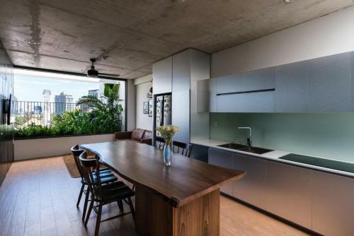 The Avis Apartments - Greathouse