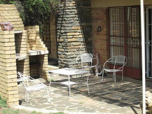 Hostal Nice Family Room With Kitchenette
