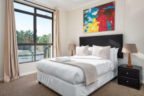 Island Club Apartments