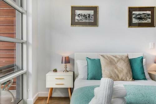 Stylish Central Apartment Near Table Mountain