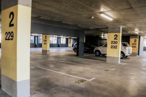 Apartamento Wex1 - Modern,wifi,netflix,gym,pool, Secure Parking