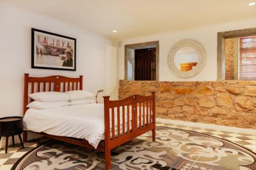 Victorian Manor Apartment Near de Waal Park