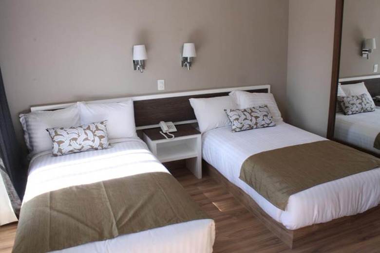 Hotel Plaza Revoluci�n