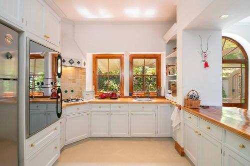 Villa Knysna Tuscan Hideaway- Ef1