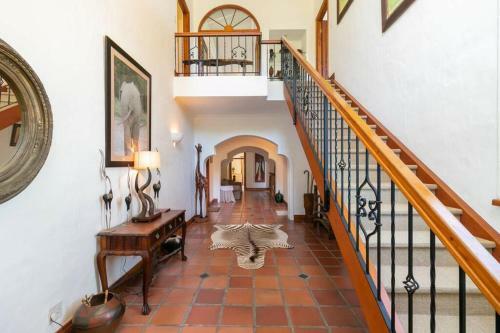 Villa Knysna Tuscan Hideaway- Ef1
