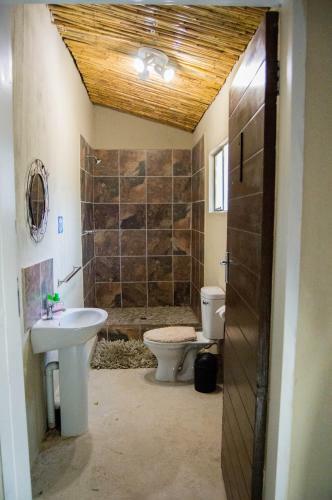 Shangrila-innibos Country Lodge