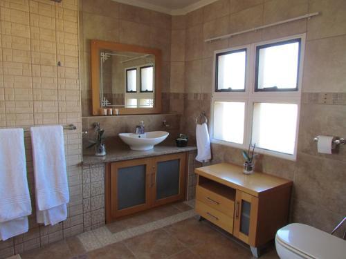 Hostal View On 3rd Guesthouse