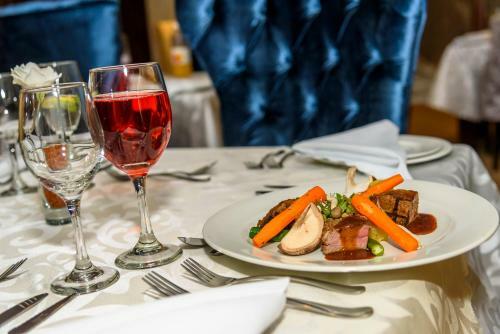Equestrian Royal Hotel Boutique & Spa