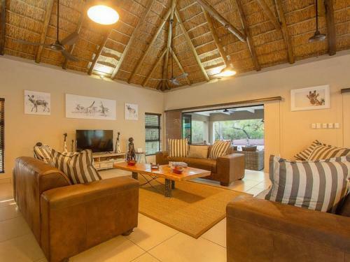 Lodge The Den At Kruger 3479