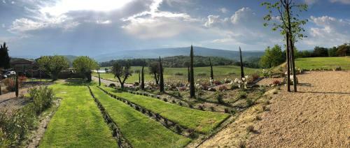 Le Clos Du Tuilier