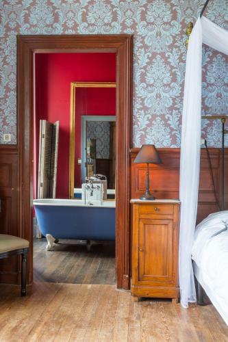 Montjoi Chateau Sleeps 26 Pool Wifi