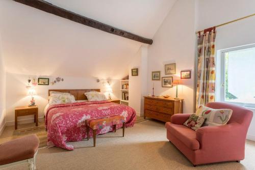 Vaumambert Villa Sleeps 6 Pool Wifi