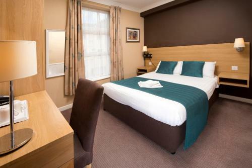 The Tarbet Hotel