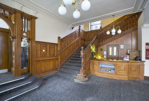The Tarbet Hotel