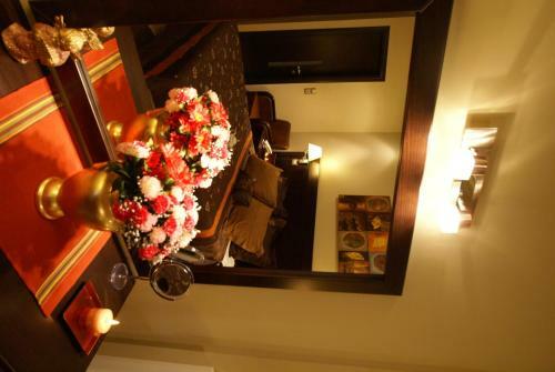 Hostal Kaloneri Rooms