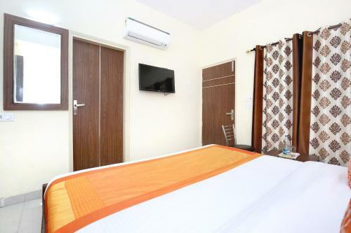 Oyo 10891 Hotel Starwood
