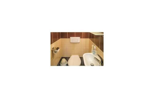 Three Bedroom Holiday Home In Sikorzyno