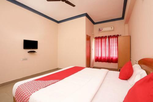 Hotel Oyo 24210 Yashas Residency