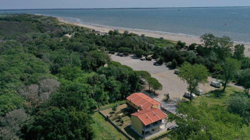 Beachfront Villa Veronica Directl Y From Owne R