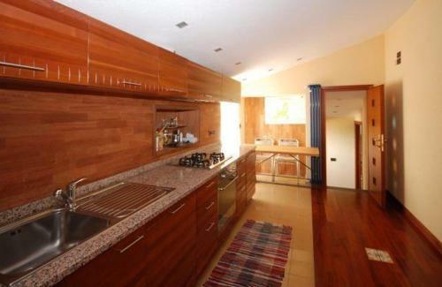 Montegabbione Apartment Sleeps 6