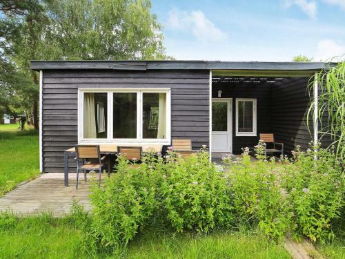 Two-bedroom Holiday Home In J�gerspris 1