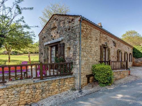 Charming Holiday Home In Prats-du-perigord With Pool