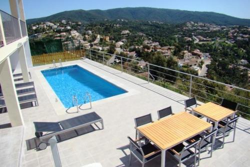 Les Cabanyes Villa Sleeps 8 Pool Air Con Wifi