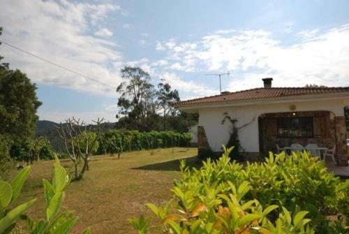 Caules Villa Sleeps 8 Pool Wifi