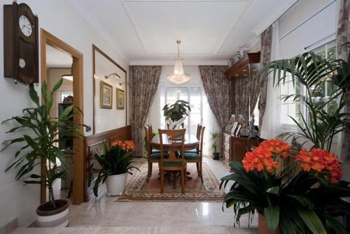 Lloret de Mar Villa Sleeps 8 Pool Wifi