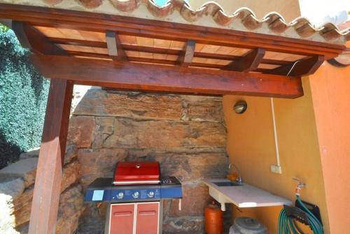 Lloret de Mar Villa Sleeps 11 Pool Wifi