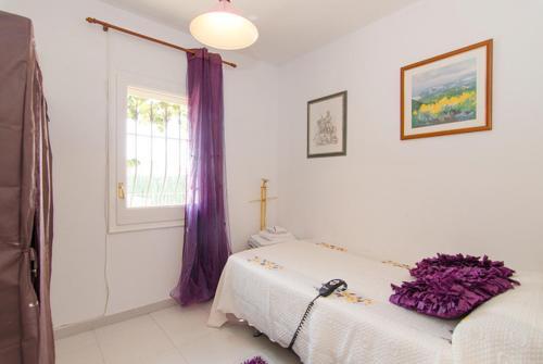 Lloret de Mar Villa Sleeps 6 Pool Wifi