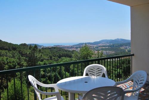 Lloret de Mar Villa Sleeps 12 Pool Wifi