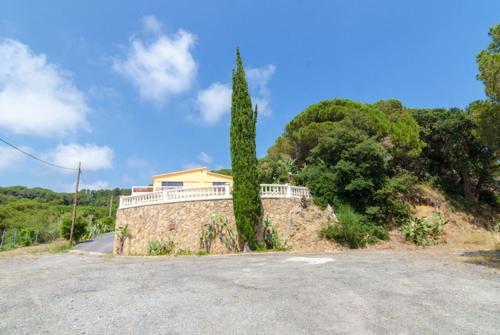 Lloret de Mar Villa Sleeps 14 Pool Wifi